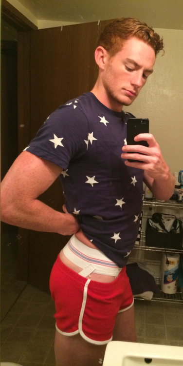 happyjockstraptuesday:  happilynever:  I will say I do quite enjoy my 4th of July outfit.. Also just ran a 5k in this while pretty buzzed so there’s that. 