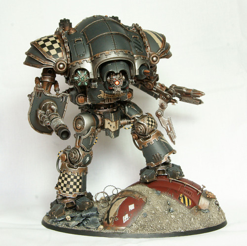 Mechanicum Indentured Knight Magaera - AstrapisIt has taken five months worth of my spare time, but 