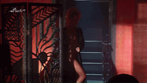 starsgifsgifs:  pam anderson