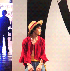 sableu:  Tokyo One Piece Tower Sabo and Luffy + stealing my gotdamn heart Sources