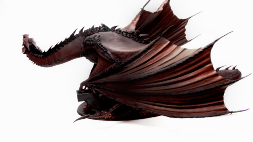 Daenerys x SmaugThe dragon model it´s a picture from this pageI changed the back to fit a rider?Not 