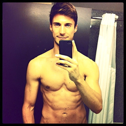 dude-selfies:  Djordje Bogdanovic