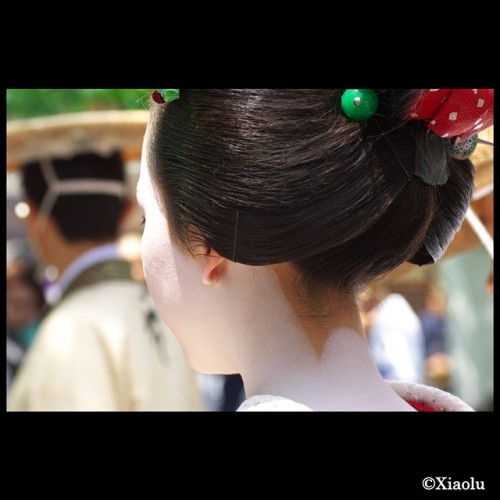 geisha-kai:  Maiko Masaki at the Gion Hojoe Festival by @conafay on Instagram