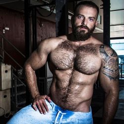 sweatyhairylickable:  http://sweatyhairylickable.tumblr.com for more hairy sweaty dudes! 