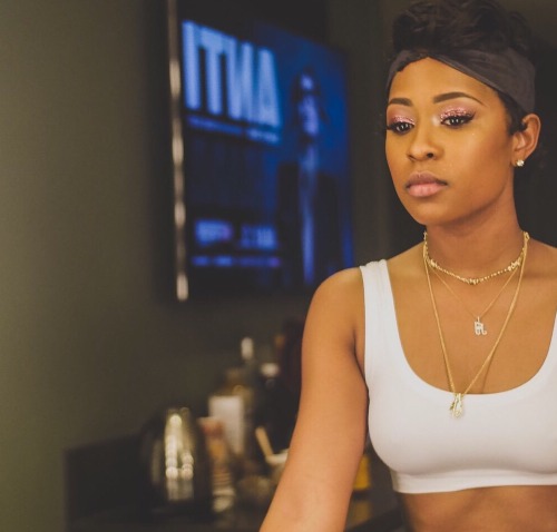 spudds:Dej Loaf | preshow | #calichristmas | Shot by @Spuddsmckenzie Instagram : @Spuddsmckenzie‘‘a 