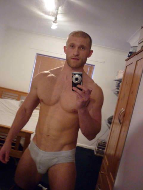 2sthboiz:  MORE ROUND THE WORLD BATHROOM/TOILET/LOCKER ROOM RANDOMS 