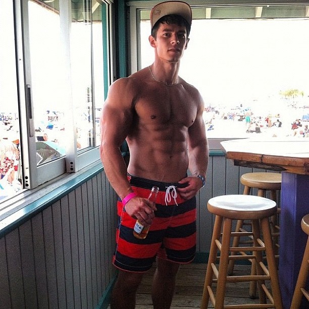 lumbrjax:  Instagram user @davidfitness http://ift.tt/1QFIITP