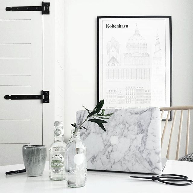 via***    milou_nieuwenhuis***