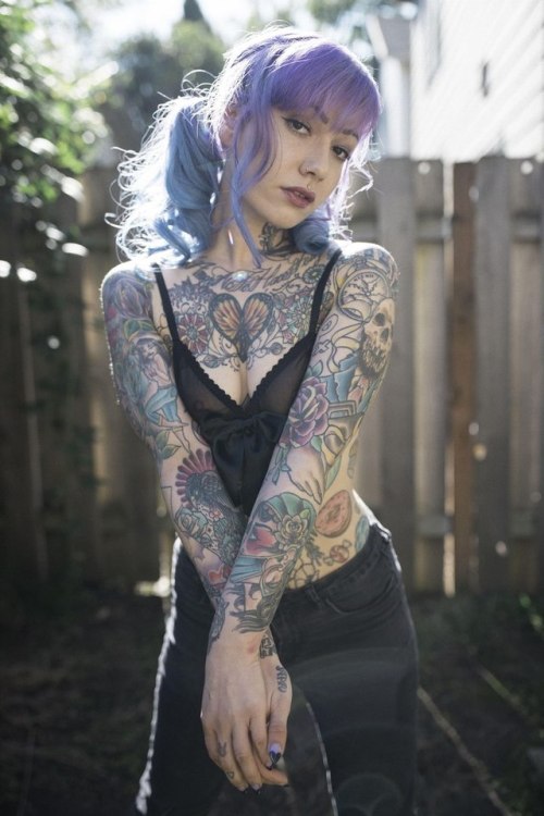 tattedbeautues:    Exning Suicide   porn pictures