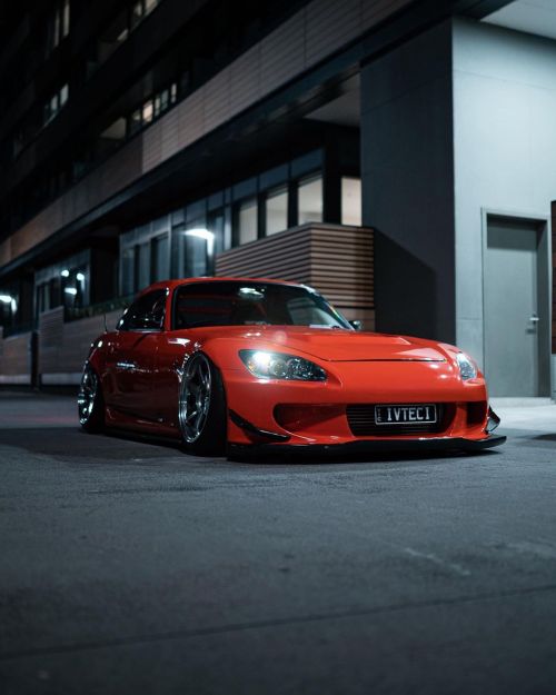 Honda S2000 (AP2)