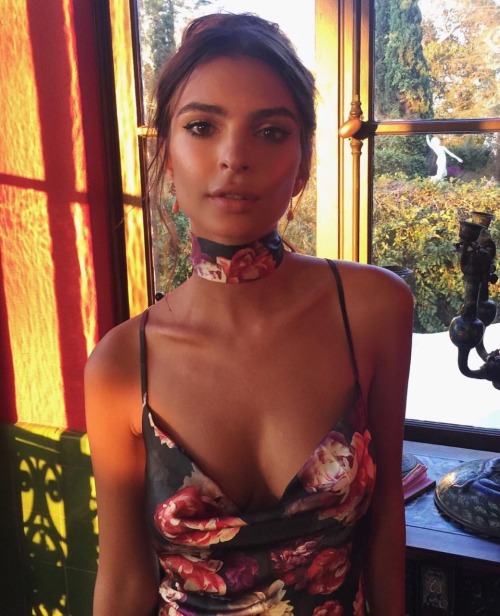 hawaiianmaster: That choker