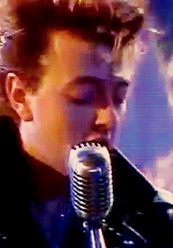 setzabilly-blog:  The Stray Cats performing &ldquo;(She’s) Sexy + 17&rdquo;