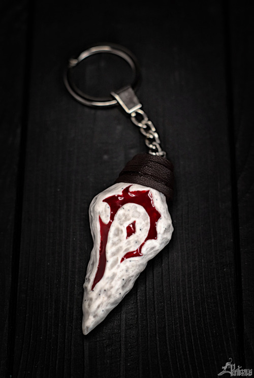  Keychain. For the horde.Height: 7 cmMaterials: polymer clay, metal elements, acrylic, epoxy, pastel