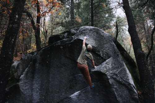 nuhstalgicsoul: the boulders were a bit moist in yosemite this weekend but it was still such a joy t