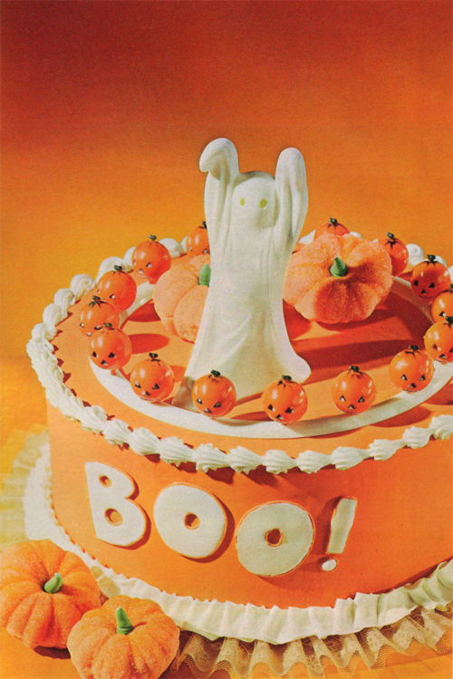 bilbao-song:The Wilton Yearbook of Cake Decorating, ca. 1970s.