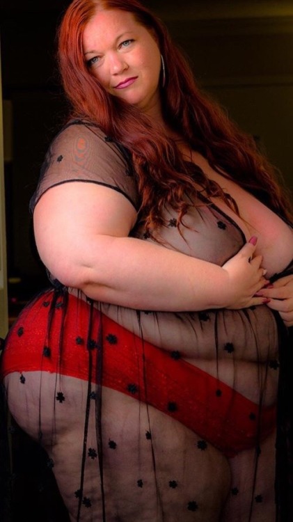 ssbbwchicklover: albostone: This woman is very sexy I absolutely agree. The perfect wife material