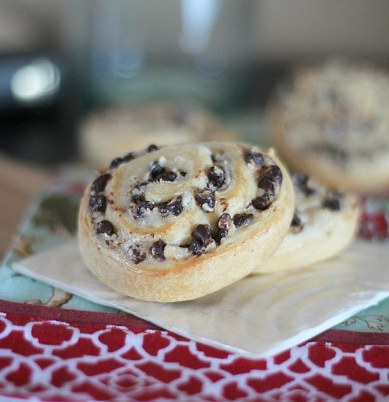thecakebar:  Chocolate Chip Cream Cheese Cookies Tutorial 