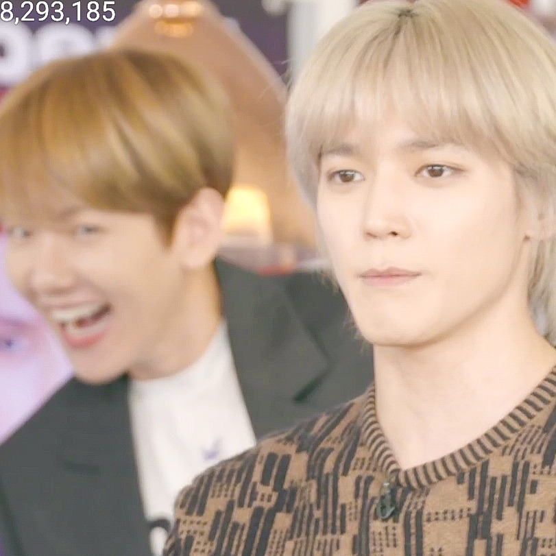 dojaejungz:A wild baekhyun appears