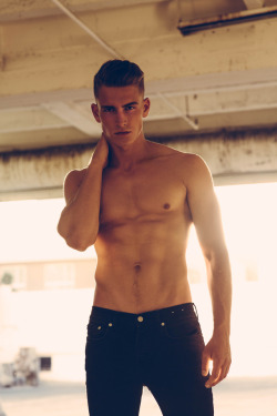 themitchme:  Søren Steenberg  by Jon Wong