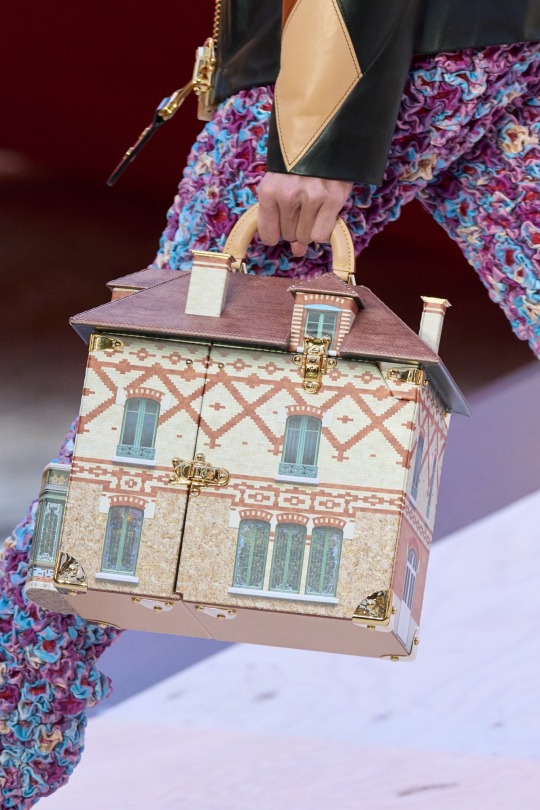 distantvoices:Louis Vuitton SS23 RTW
