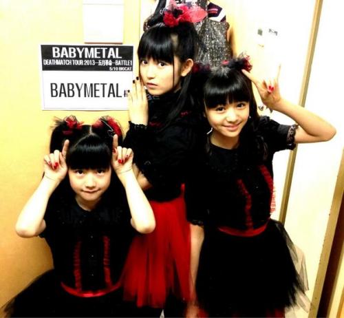 Twitter - BABYMETAL_JAPAN 大阪〜！！ツアー初日！！この日を待ってたぞ〜！！「ヘドバンギ &hellip; BABYMETAL