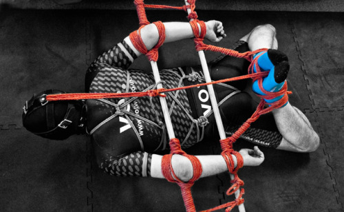 tskinboot:  A bit of unsual and unconfy (but definitely) hogtied :-P 
