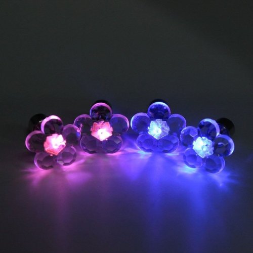 ourjolly:  Fashion earrings  for  you  alls!  => Left   ♥♥   Right => Left   ♥♥   Right => Left   ♥♥   Right => Left   ♥♥   Right  => Left   ♥♥   Right 15% OFF Code:Joanna15(Every account can use 3 times)