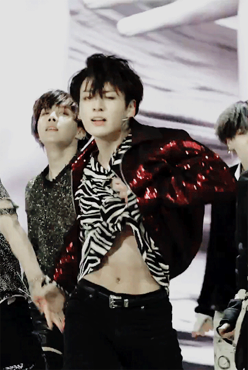 dailyjeons:HE DIDNT HAVE TO END US ALL LIKE THAT