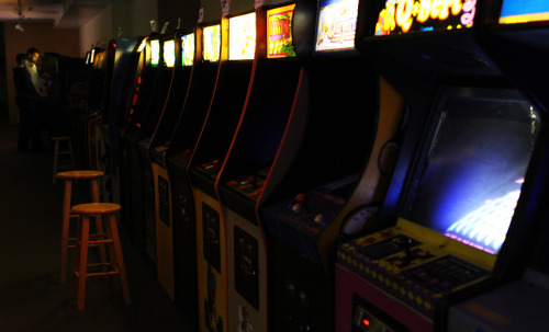 it8bit:  Underground Retrocade Nestled away in the Dundee Township Historic district sits, though not as old as the buildings that surround it, a reminder of the glory days of seemingly distant past. An arcade. A real arcade.  We thought the Galloping