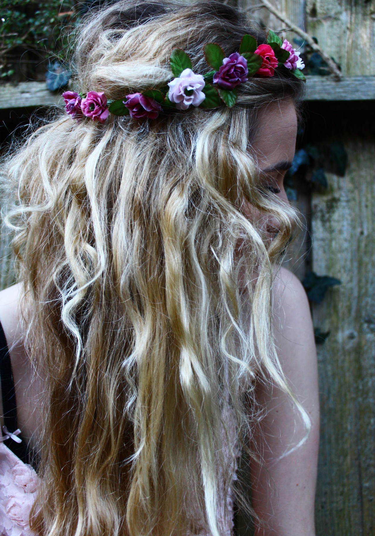 vogue-pussssy:  http://vogue-pussssy.tumblr.com 