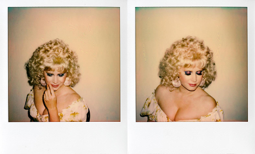 lynchoid:Amy Adams recreates Andy Warhol’s famed Polaroids and gets to dress up as Warhol, Dol