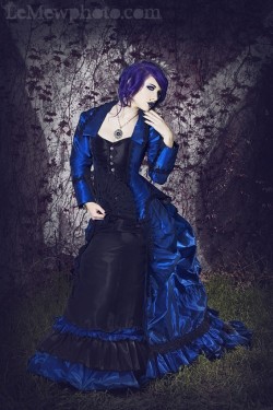 victorian-goth:  Victorian goth http://victorian-goth.tumblr.com/