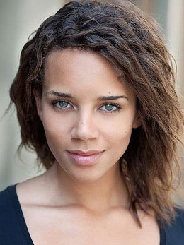 peaches-and-menthol:  Hannah John-Kamen is stunning and I love her
