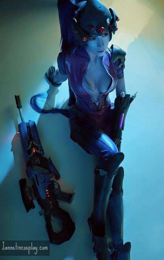 Source : http://sexykosplay.tumblr.com/