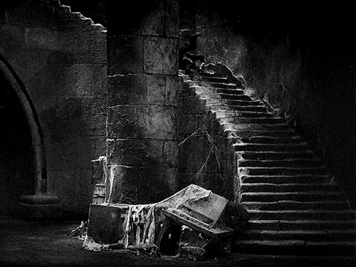 cryptgal: Dracula directed by Tod Browning, 1931