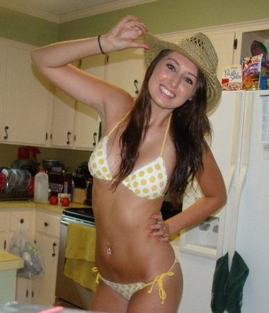 fremderwellenreiter:  Emily MaGee aus Sanford, NC - Teil II