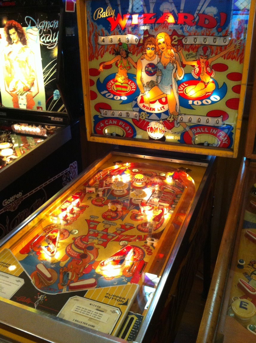 1975 Bally Wizard Pinball machine. Nice...