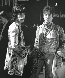 the60sbazaar:  Mick Jagger and John Lennon