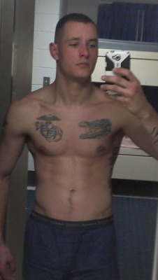 usarmytrooper:  Is the tattoo on the right an alligator?