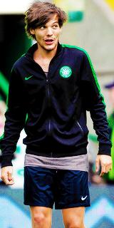styles-malik-deactivated2014120:    