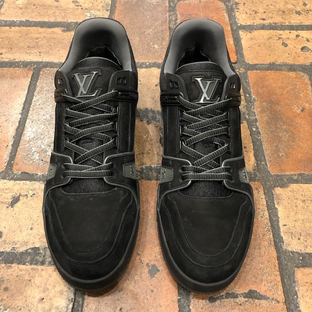 mens lv trainers