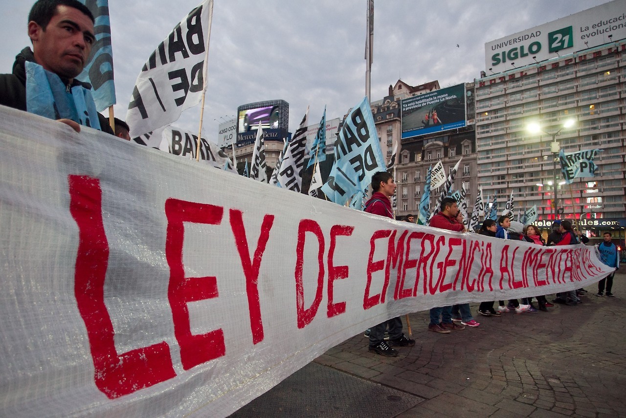 MANIFESTACIÓN DE ORGANIZACIONES SOCIALES EN EL OBELISCO.
Diversas organizaciones, políticas sociales, políticas, sindicales, estudiantiles y de DDHH, entre ellas el Frente de Organizaciones en Lucha (FOL) realizaron una manifestación en el Obelisco y...