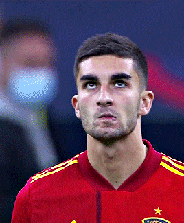 Ferran Torres ahead of the 2021 UEFA Nations... : [cries in ...