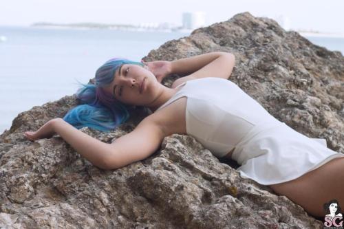 suicidegirlsnow:  Download Ilithia – A Glimpse of Rainbow full set for free on SuicideGirlsNow.com