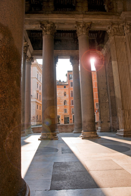 romebyzantium: Inside the portico – Pantheon with sun rays. All about Pantheon