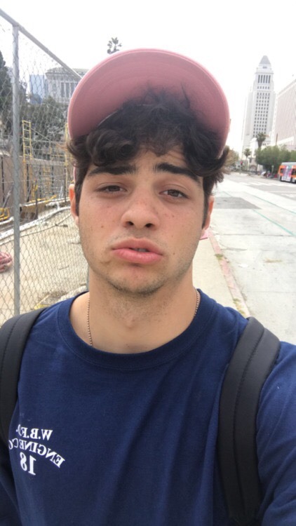 exposedkikboys20:  Noah CentineoSure you all have seen bits and pieces but here’s more 