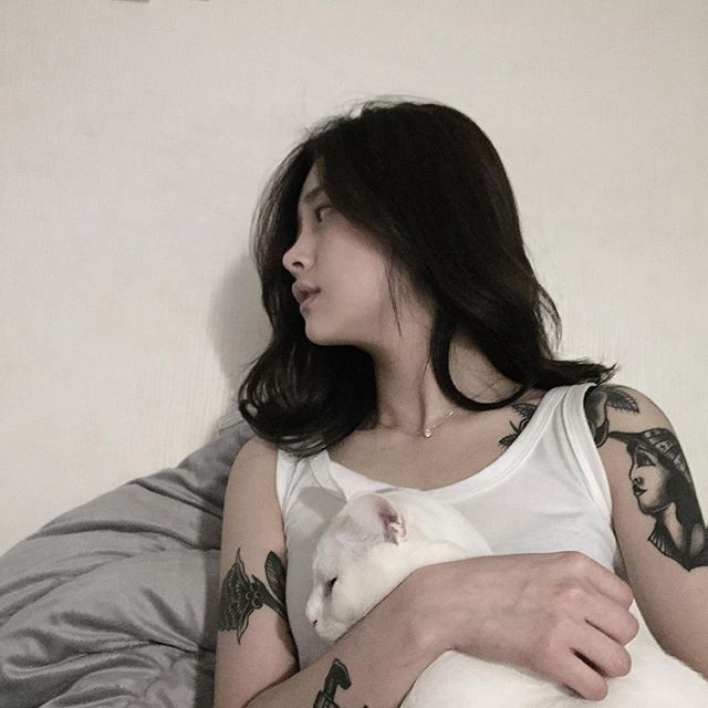 fcknaegyo:  @ lil_j_tattooer 