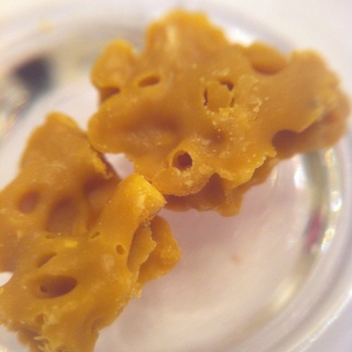 beatsandweed:  This OG Kush BHO by #SHH is very nice. Love the flavor. Love the high. 👌   #BHO #wax #dabs #710 #errl #mynameiserrl #OGkush #kush #vape