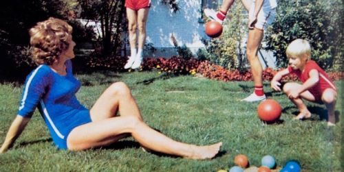 americanapparel:  Fitness Family.