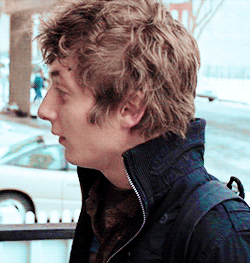 harryosbrns:  Uh, hi. I’m here to help Karen study for her midterm. 